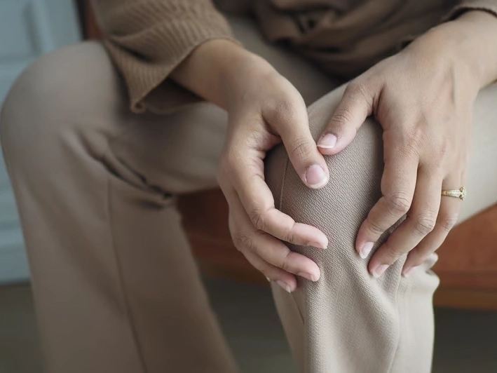 Professional Knee Pain Treatment services by Arrowhead Clinic in McDonough, GA — licensed Chiropractor provider